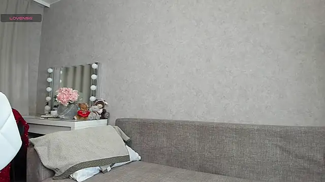 angelica marquise online show from 12/04/25, 07:28