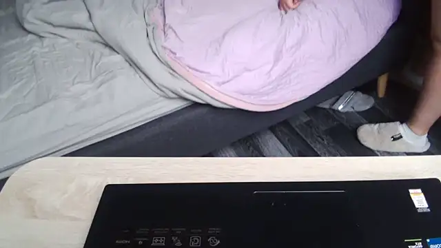 margotgra82 online show from 03/12/25, 07:57