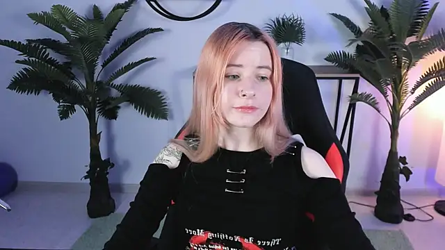 LexiWenford online show from 12/20/24, 09:21