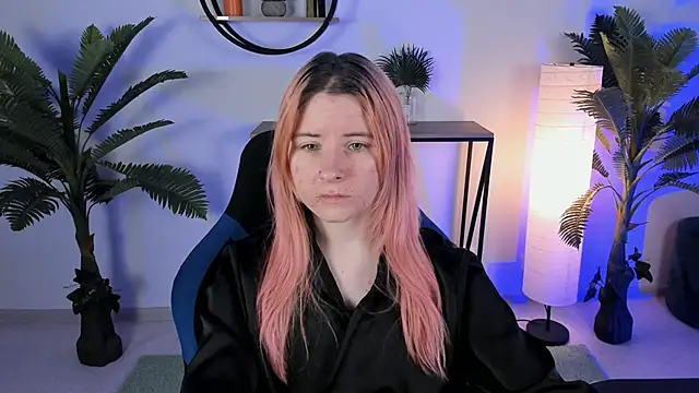 LexiWenford online show from 01/27/25, 03:04