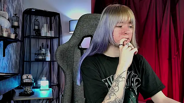 LexiWenford online show from 05/11/26, 02:50
