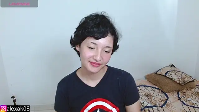 alexaa08 online show from 12/04/24, 05:33