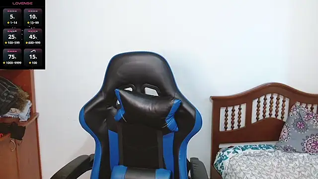 alexaa08 online show from 11/12/25, 12:05