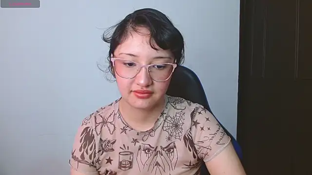 Snapshot of alexaa08 chatting on 02/03/26, 12:43 alexaa08 online show from 02/03/26, 12:43