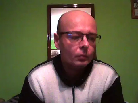 Snapshot of Tiger202441 chatting on 01/16/26, 09:52 Tiger202441 online show from 01/16/26, 09:52