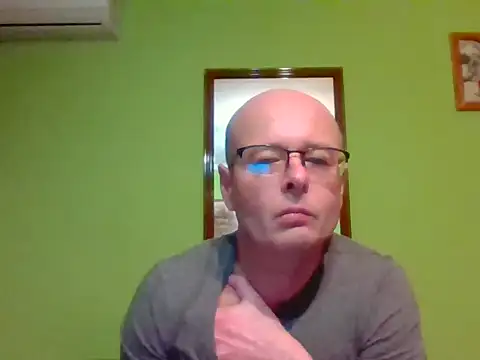 Snapshot of Tiger202441 chatting on 02/19/26, 10:06 Tiger202441 online show from 02/19/26, 10:06