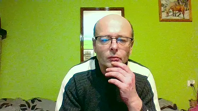 Snapshot of Tiger202441 chatting on 04/14/26, 10:05 Tiger202441 online show from 04/14/26, 10:05