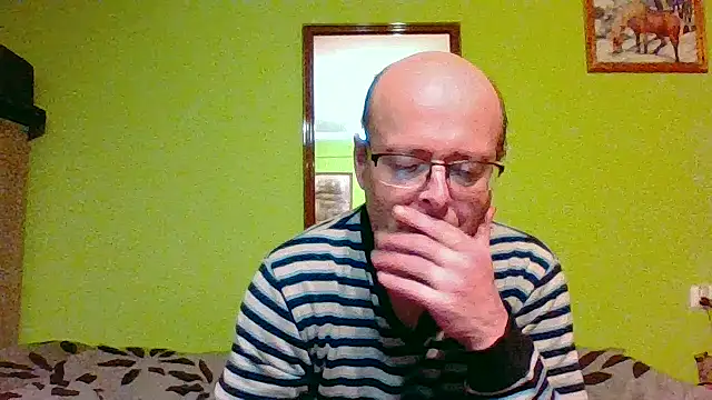 Snapshot of Tiger202441 chatting on 04/25/26, 11:13 Tiger202441 online show from 04/25/26, 11:13