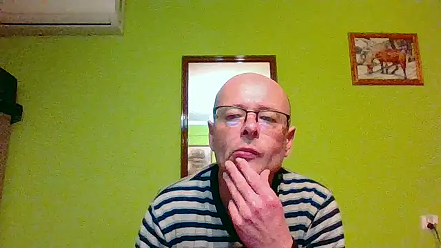 Snapshot of Tiger202441 chatting on 05/06/26, 08:36 Tiger202441 online show from 05/06/26, 08:36