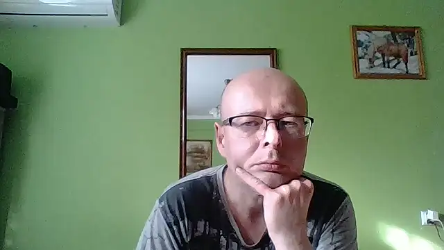 Snapshot of Tiger202441 chatting on 05/10/26, 04:12 Tiger202441 online show from 05/10/26, 04:12
