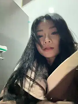 Snapshot of Asia-Melody chatting on 03/04/25, 08:13 Asia-Melody online show from 03/04/25, 08:13