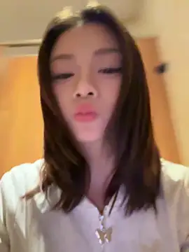 Snapshot of Asia-Melody chatting on 12/05/25, 06:33 Asia-Melody online show from 12/05/25, 06:33