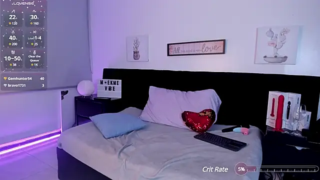 Natasha Kinski online show from 02/12/25, 10:59