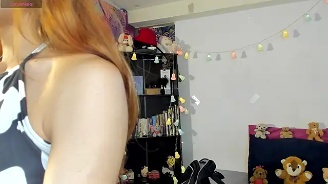 Snapshot of kittyzenn chatting on 10/22/25, 08:08 kittyzenn online show from 10/22/25, 08:08