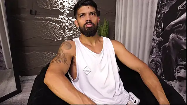 DannSaenz online show from 05/03/26, 06:14