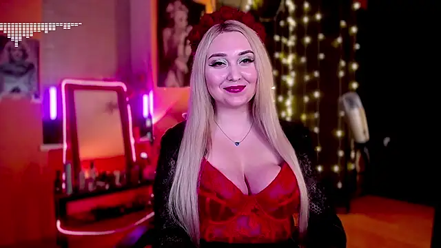 Snapshot of AllisonBlack_ chatting on 12/17/24, 01:07 AllisonBlack online show from 12/17/24, 01:07