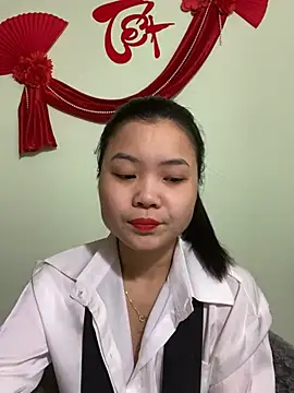 Maeve2k5 online show from 01/13/25, 12:09