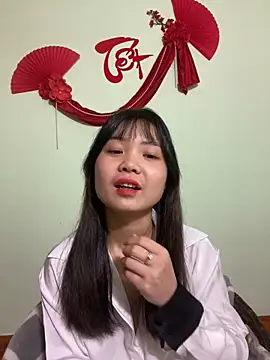 Maeve2k5 online show from 02/24/25, 10:26