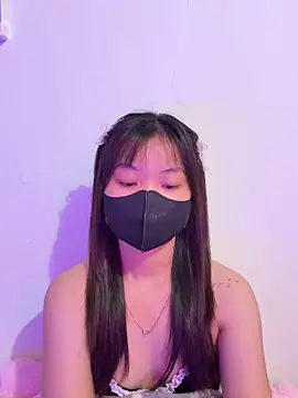 Maeve2k5 online show from 09/25/25, 09:51