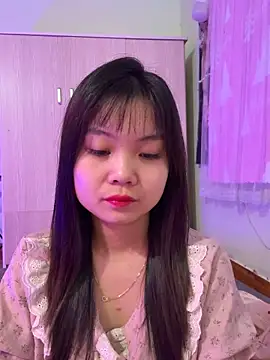 Maeve2k5 online show from 10/09/25, 11:25