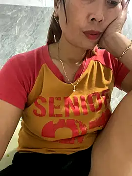 Linaannn online show from 09/28/25, 11:21