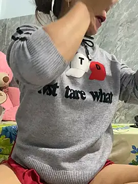 Linaannn online show from 11/20/25, 11:54