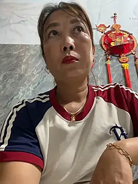 Linaannn online show from 06/11/26, 11:36