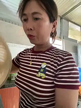 Linaannn online show from 06/27/26, 07:35