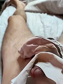 Snapshot of bossofpanty94 chatting on 03/13/26, 09:32 bossofpanty94 online show from 03/13/26, 09:32