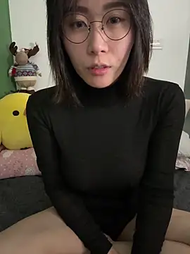 Snapshot of Ashepova000 chatting on 01/04/25, 11:33 Ashepova000 online show from 01/04/25, 11:33