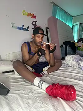 Snapshot of esteraulxxx chatting on 12/16/24, 11:44 esteraulxxx online show from 12/16/24, 11:44