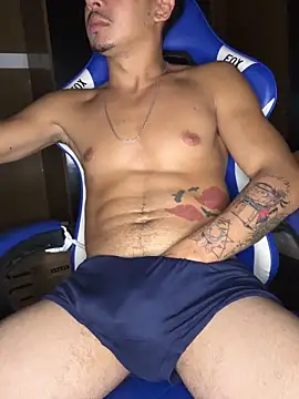 Snapshot of GalaxyTheDick1 chatting on 02/24/26, 03:04 GalaxyTheDick1 online show from 02/24/26, 03:04
