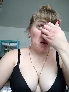 CoddessCrystal online show from 12/16/25, 09:36