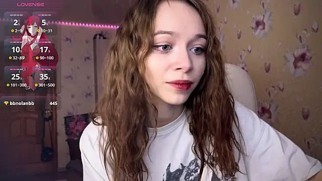 Snapshot of _SofiaBrown chatting on 03/03/25, 05:29  SofiaBrown online show from 03/03/25, 05:29