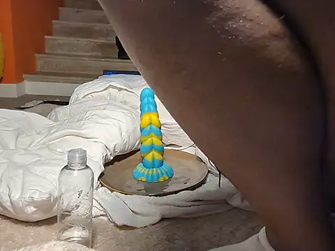 Snapshot of gymyagirlll chatting on 03/13/26, 01:12 gymyagirlll online show from 03/13/26, 01:12