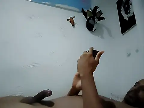 Snapshot of Binhosex2024 chatting on 12/18/25, 01:22 Binhosex2024 online show from 12/18/25, 01:22