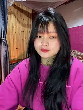 Snapshot of Anges893 chatting on 01/03/25, 01:48 Anges893 online show from 01/03/25, 01:48