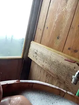 Snapshot of Anges893 chatting on 01/10/25, 07:04 Anges893 online show from 01/10/25, 07:04