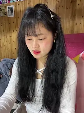 Snapshot of Anges893 chatting on 03/17/25, 01:39 Anges893 online show from 03/17/25, 01:39