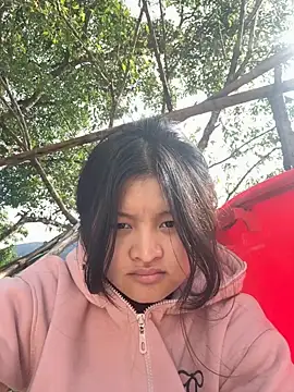 Snapshot of Anges893 chatting on 09/20/25, 01:17 Anges893 online show from 09/20/25, 01:17