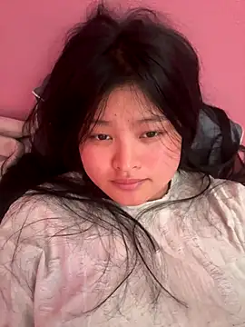 Snapshot of Anges893 chatting on 10/03/25, 02:52 Anges893 online show from 10/03/25, 02:52