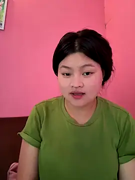 Snapshot of Anges893 chatting on 10/04/25, 04:10 Anges893 online show from 10/04/25, 04:10