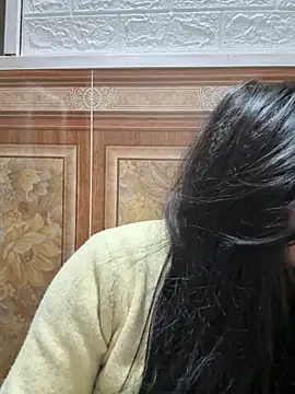 Snapshot of Anges893 chatting on 11/02/25, 06:05 Anges893 online show from 11/02/25, 06:05