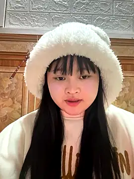 Snapshot of Anges893 chatting on 11/20/25, 03:28 Anges893 online show from 11/20/25, 03:28