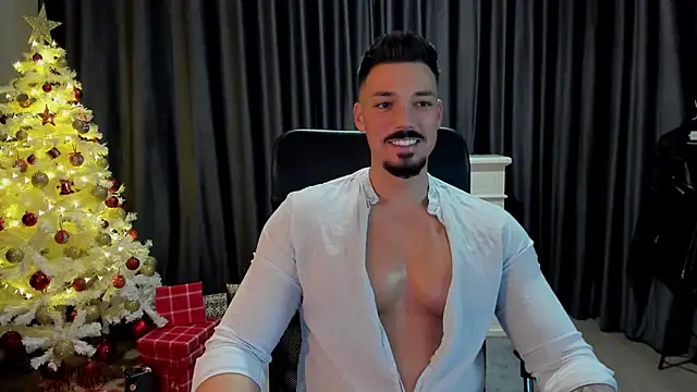 Snapshot of HaydenSpearss chatting on 12/24/24, 07:49 HaydenSpearss online show from 12/24/24, 07:49