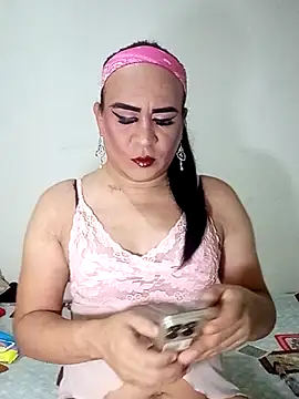 Snapshot of Natasha_Hart chatting on 02/01/26, 01:37 Natasha Hart online show from 02/01/26, 01:37