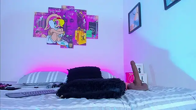 Snapshot of anahidolls chatting on 11/27/25, 01:24 anahidolls online show from 11/27/25, 01:24