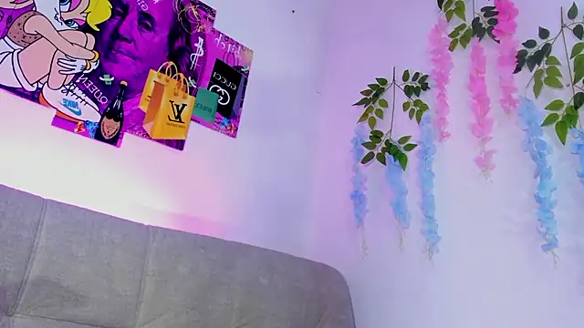 Snapshot of anahidolls chatting on 02/09/26, 12:09 anahidolls online show from 02/09/26, 12:09