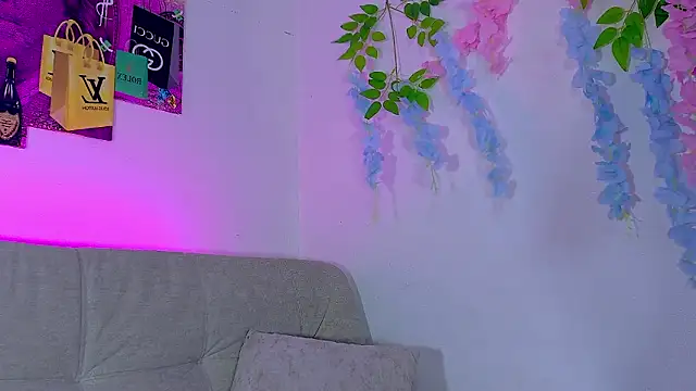 Snapshot of anahidolls chatting on 03/03/26, 02:12 anahidolls online show from 03/03/26, 02:12