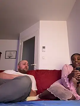 Snapshot of QueueFrenchie chatting on 01/18/26, 08:23 QueueFrenchie online show from 01/18/26, 08:23